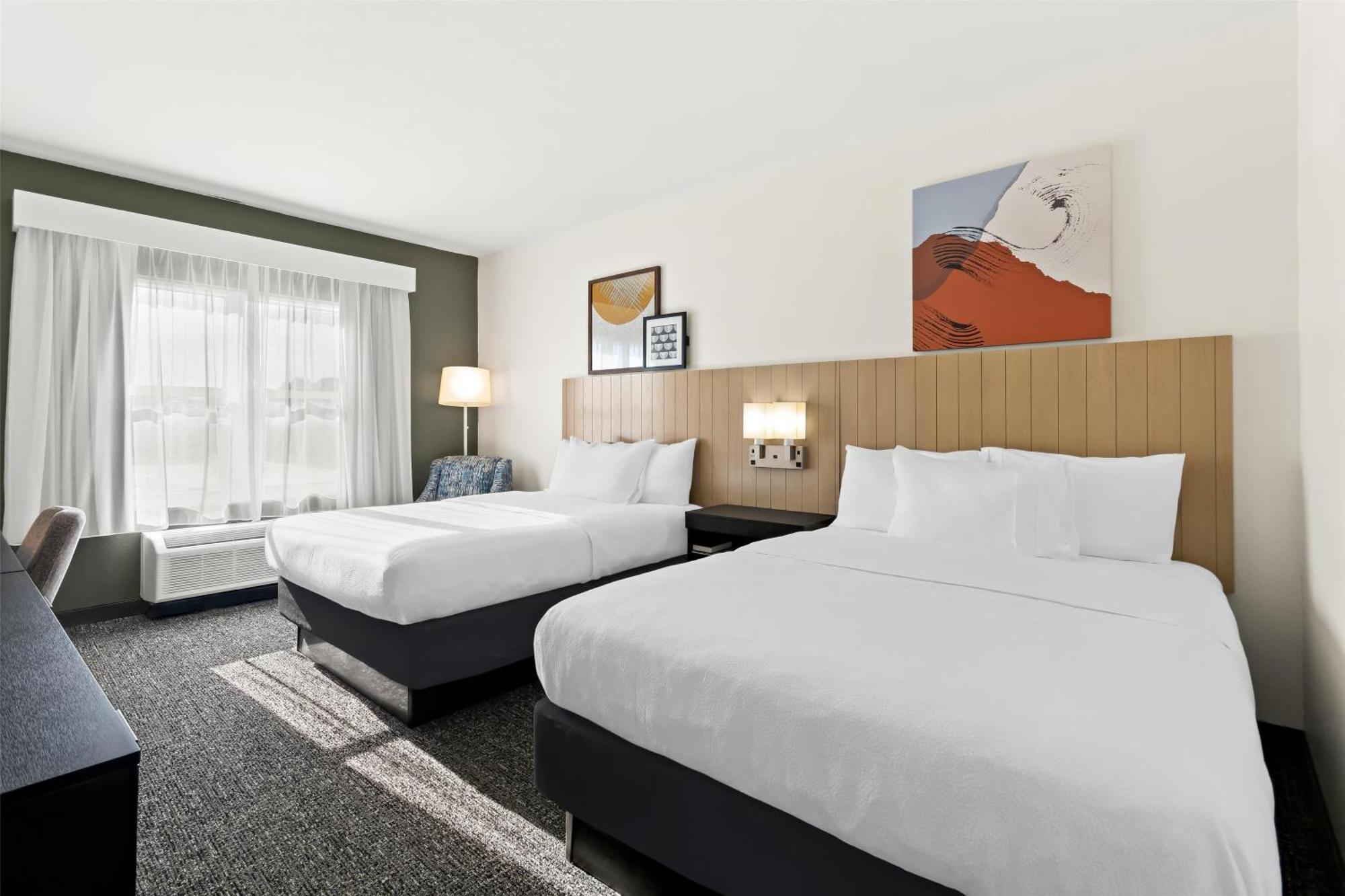 Spark By Hilton Panama