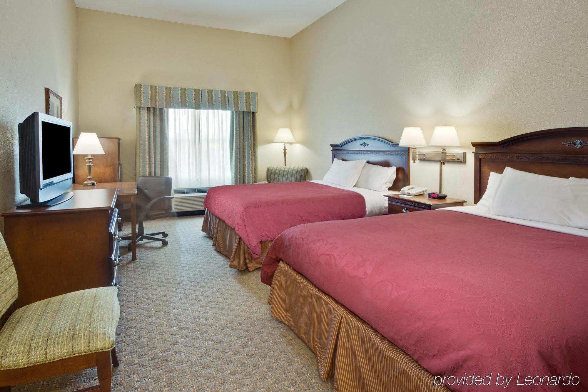 Spark By Hilton Panama Hotel 3*